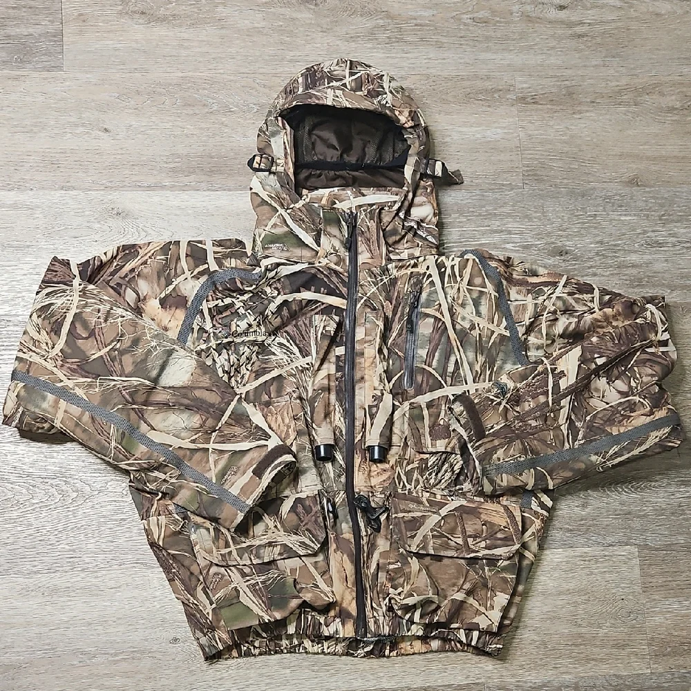 Columbia Men's PHG Omni Heat Tech Waterproof  Camouflage Jacket Size Medium
